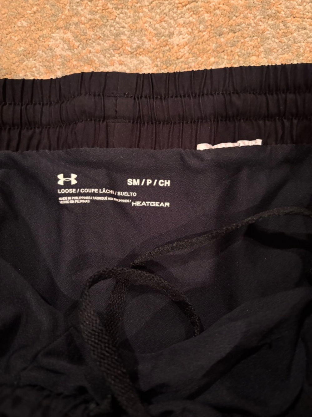 Under Armour HeatGear Lined Running Shorts Women’s Small Black Loose Fit - Picture 3 of 6